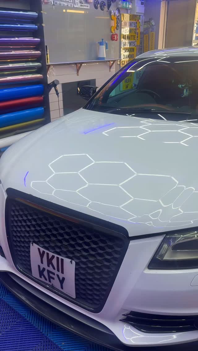 Tinted rear window clean finish